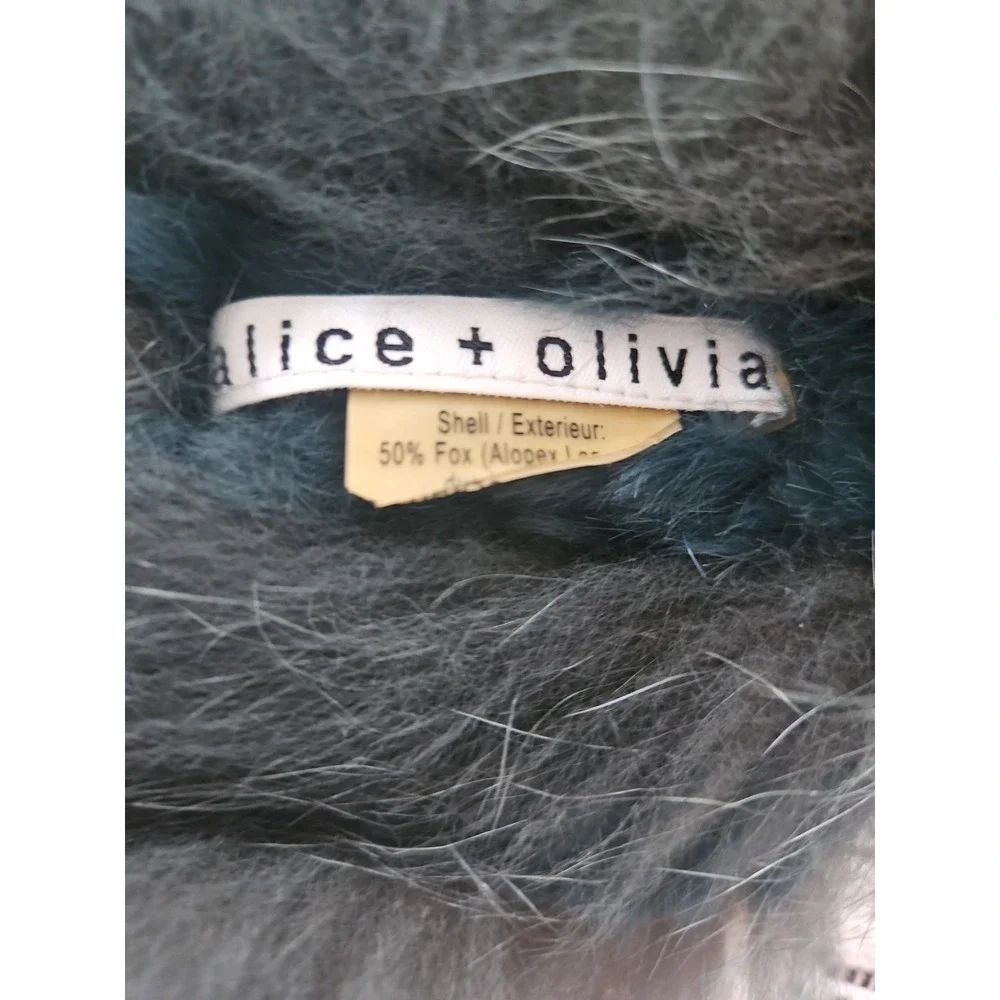Alice +‎ Olivia Green Dyed Genuine Artic Fox Fur Scarf 56